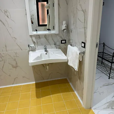Hotel Caribe Casalnuovo Di Napoli Esterno foto
